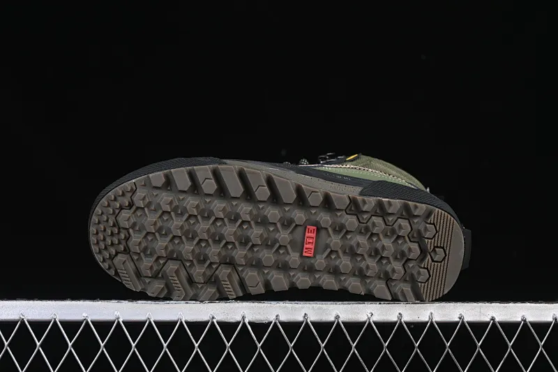 All categories Vans Vans series Vans Hi Vans high-top Vans Sk8-Hi Gore Te Outdoor adventure series round-toe lace-up high-top outdoor functional casual shoes VN0A5I11BIQ